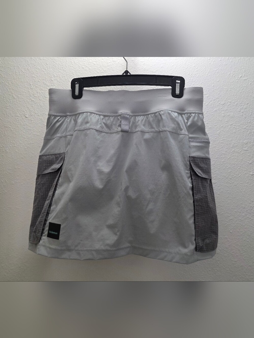 Lululemon Multipocket Hiking Skirt High Rise Size 12 - Picture 3 of 6